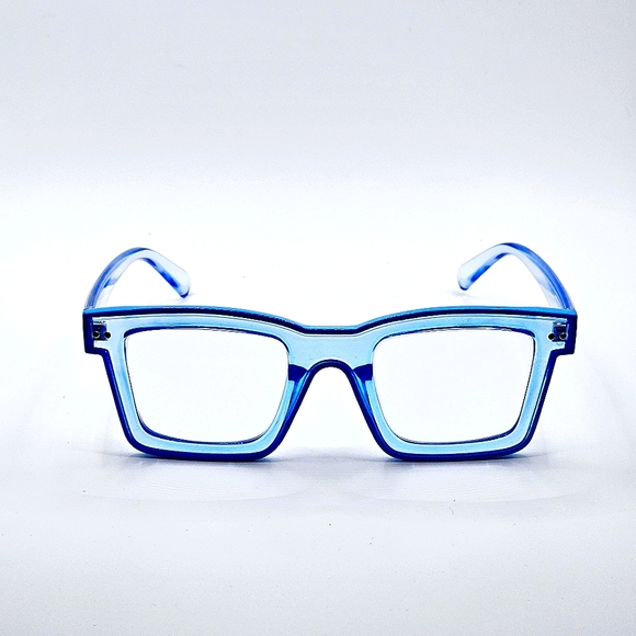 Kendra - Picture 3 of 4